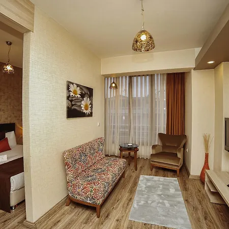 La Flora House 4* Kocaeli