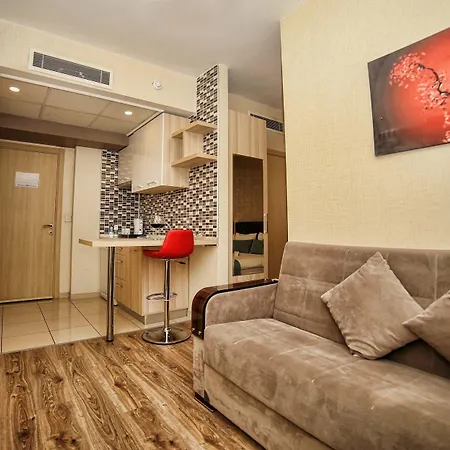 Aparthotel La Flora House 4*
