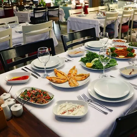 La Flora House 3* Izmit