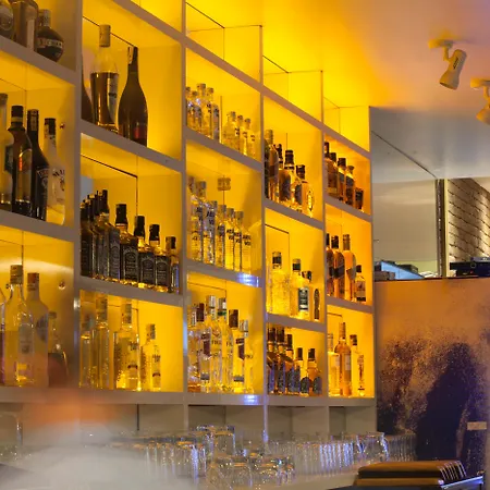 Aparthotel La Flora House 4*