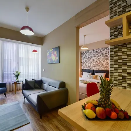 Aparthotel La Flora House