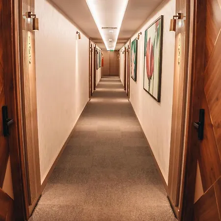 La Flora House 4* Kocaeli