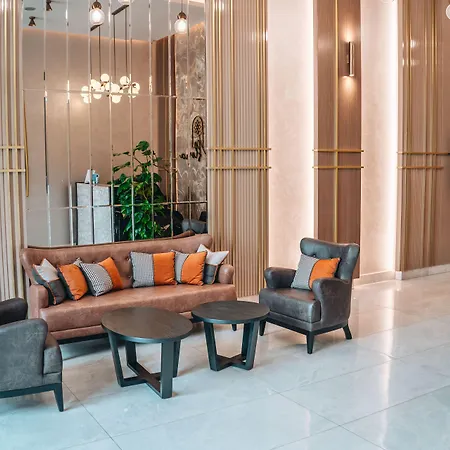 La Flora House 3*