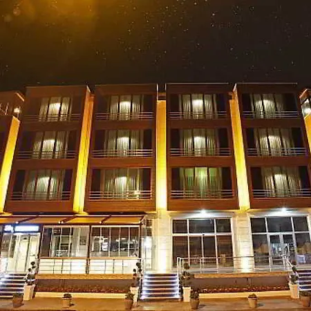 La Flora House 3* Izmit